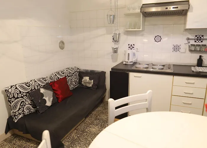 Apartament Janika *